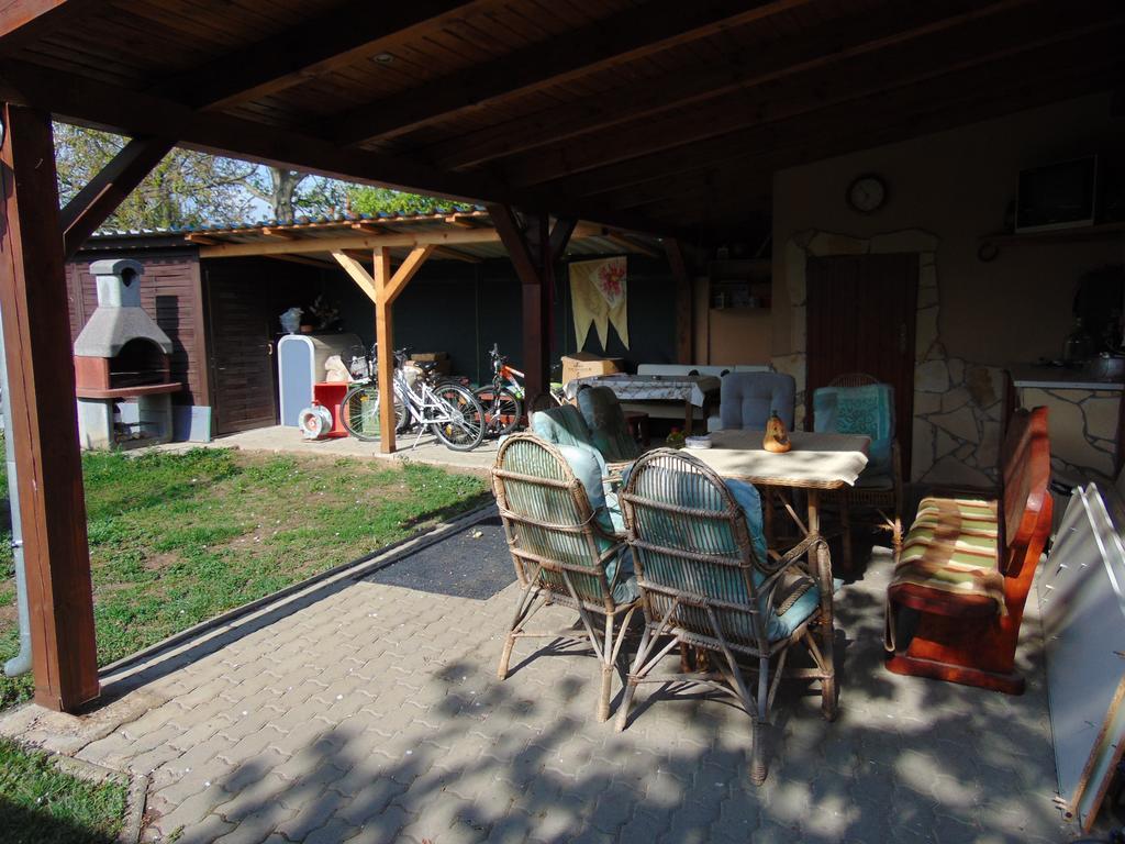 Kata Vendeghaz Hotel Bük Buitenkant foto