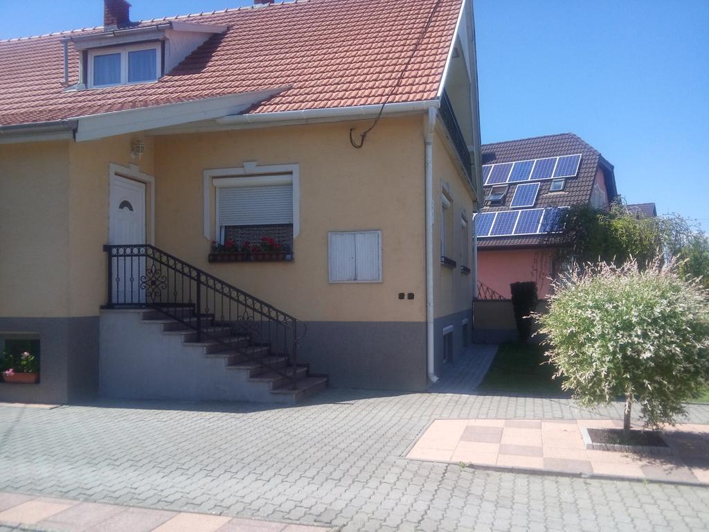 Kata Vendeghaz Hotel Bük Buitenkant foto