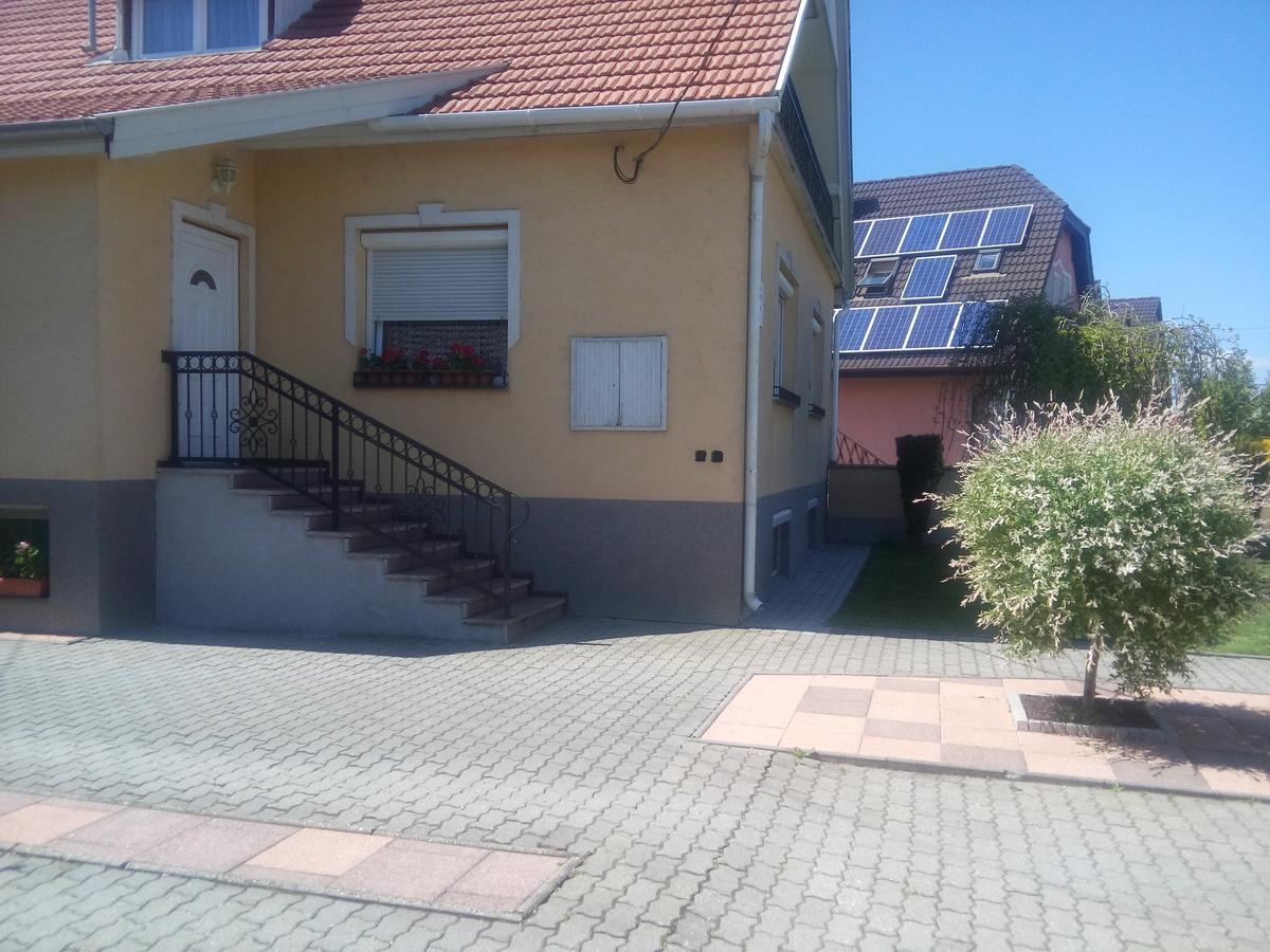 Kata Vendeghaz Hotel Bük Buitenkant foto
